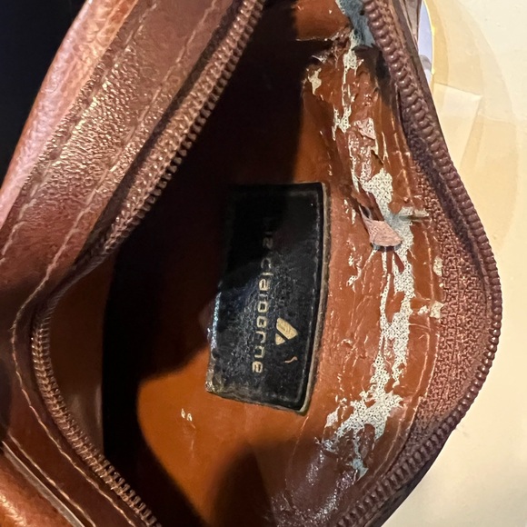 Vintage 90’s Liz Claiborne Crossbody Purse with matching Wallet - Picture 9 of 9